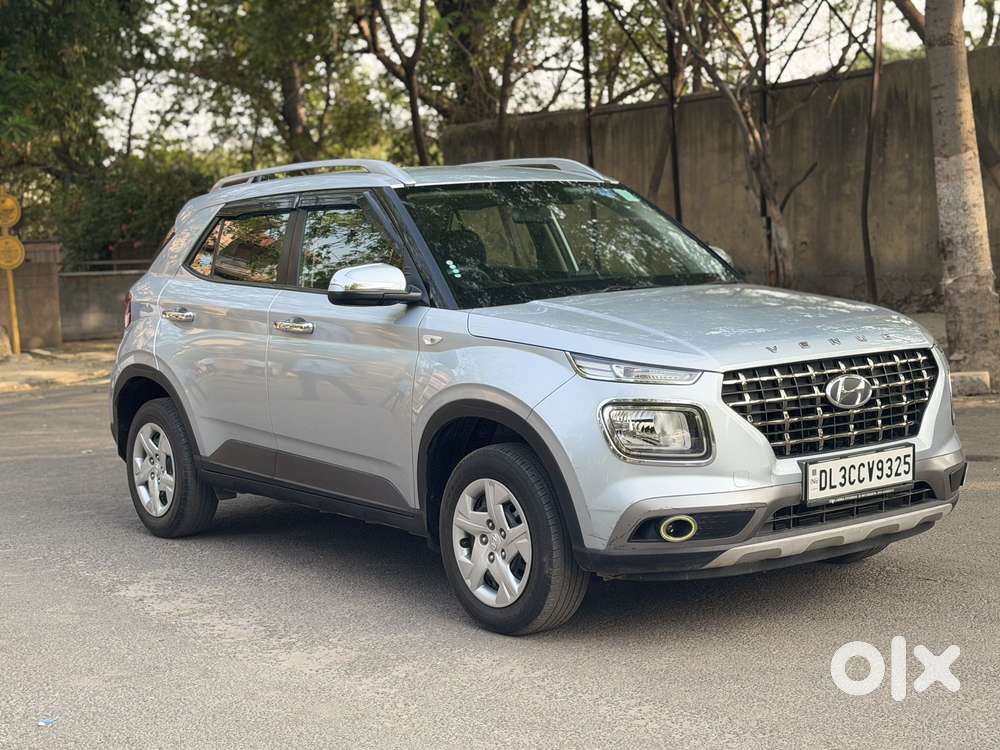 Hyundai Venue S 1.2 Petrol, 2022, Petrol