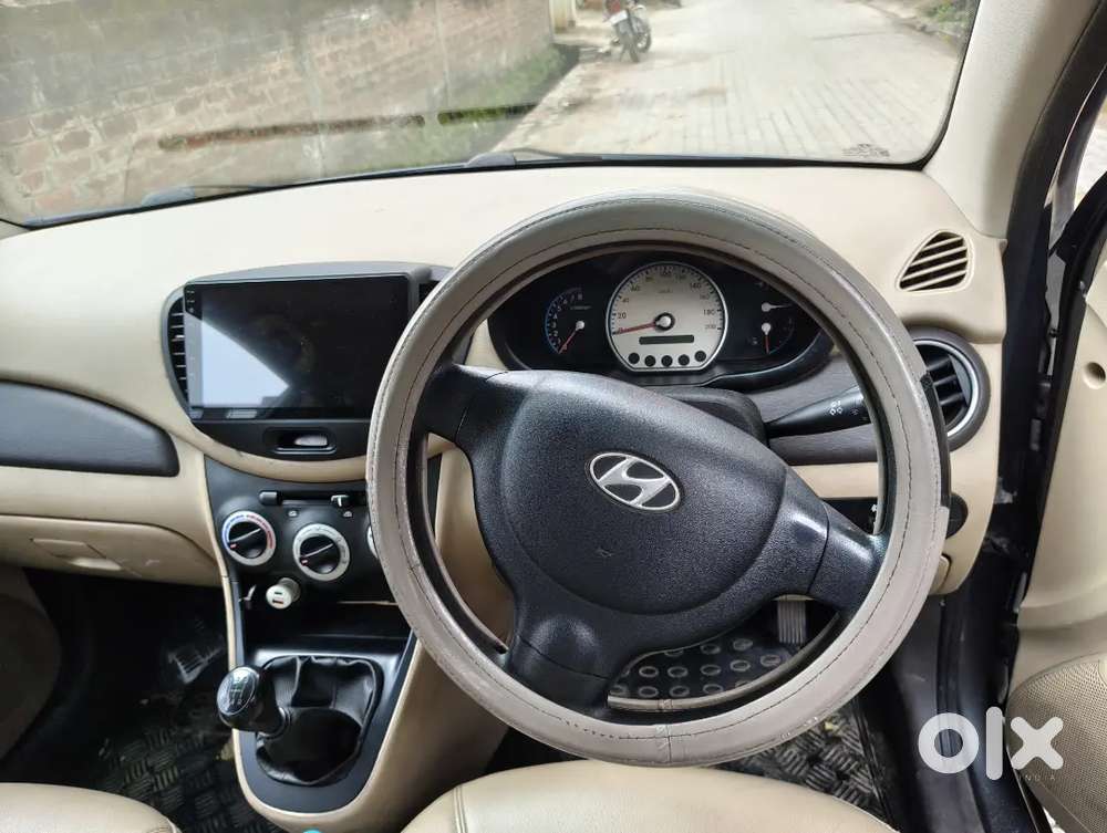 Hyundai I10 Magna 1.2 Petrol Manual 2009  1.12 Lakh Km  2nd Owner