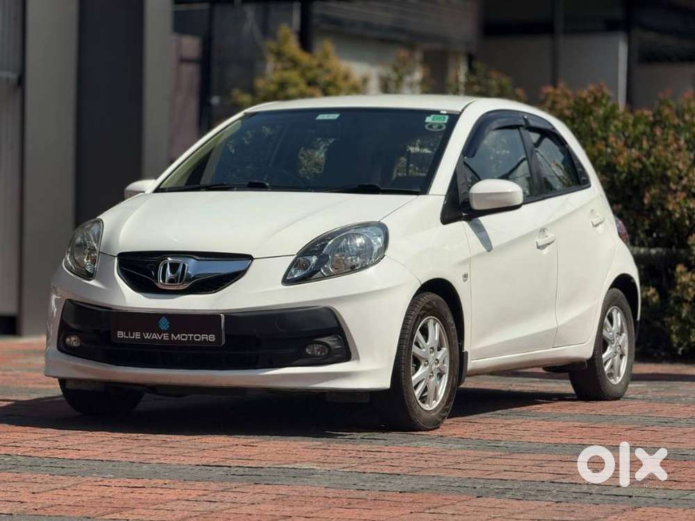 Honda Brio 2011-2013 V Mt, 2012, Petrol