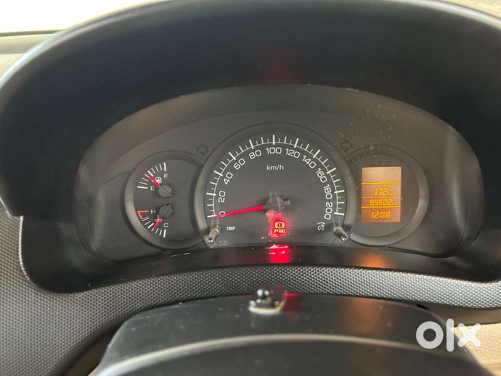 Pearl White Dzire Diesel Car For Sale