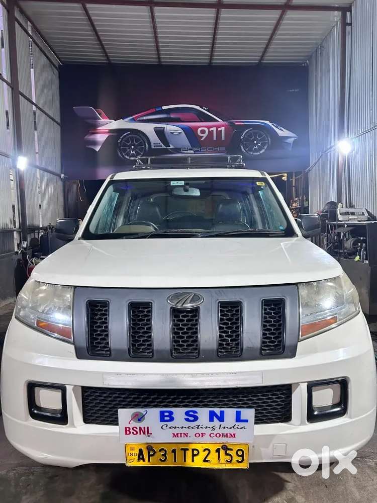 Mahindra Tuv 300 2018
