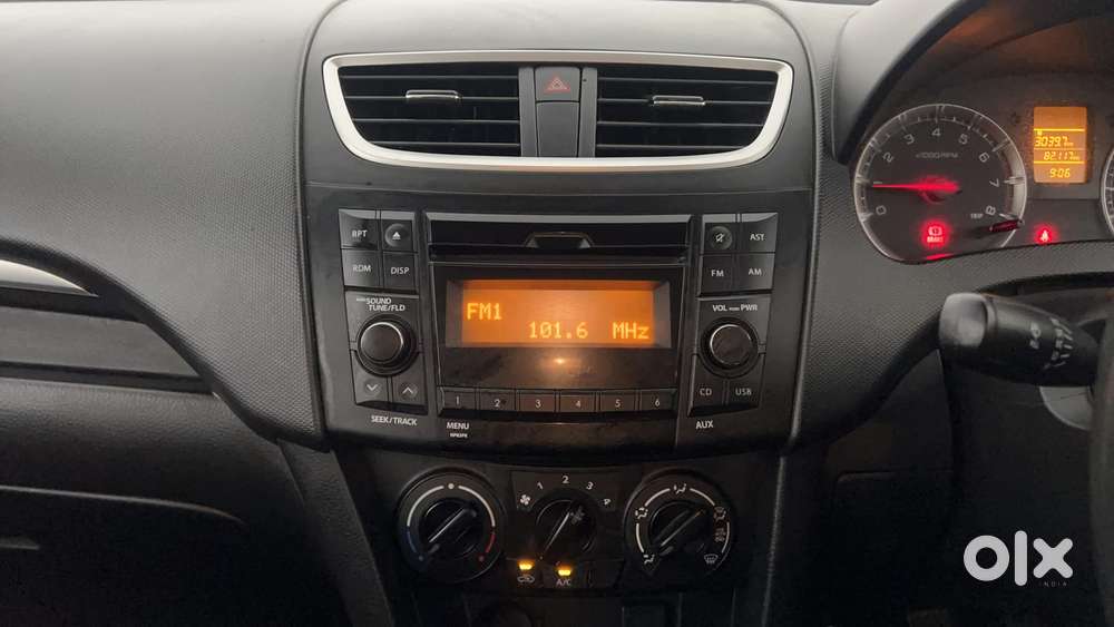 Maruti Suzuki Swift Vvt Vxi, 2014, Petrol