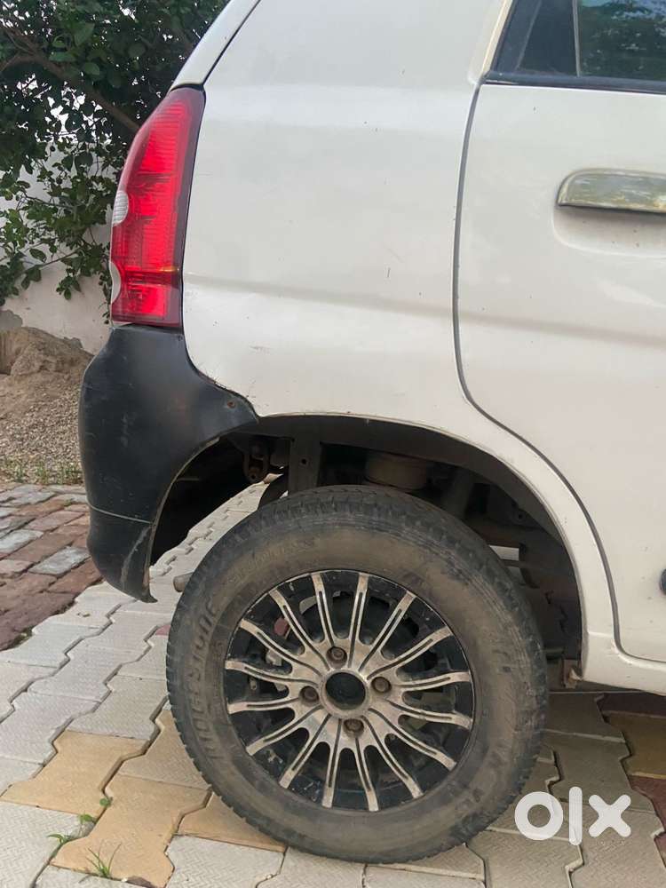 Condition Okh Hai 4 Tyre New Good Condition Aal Okh Service