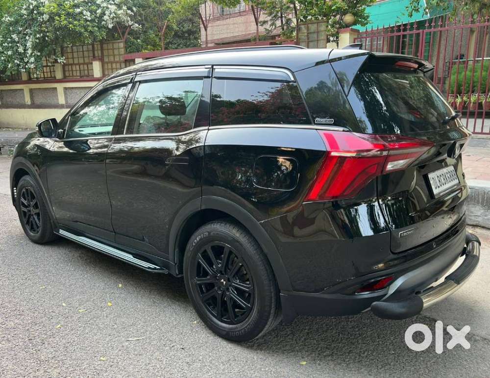 Mahindra Xuv700 2.0 Ax 7 Petrol At Luxury Pack Str, 2025, Petrol