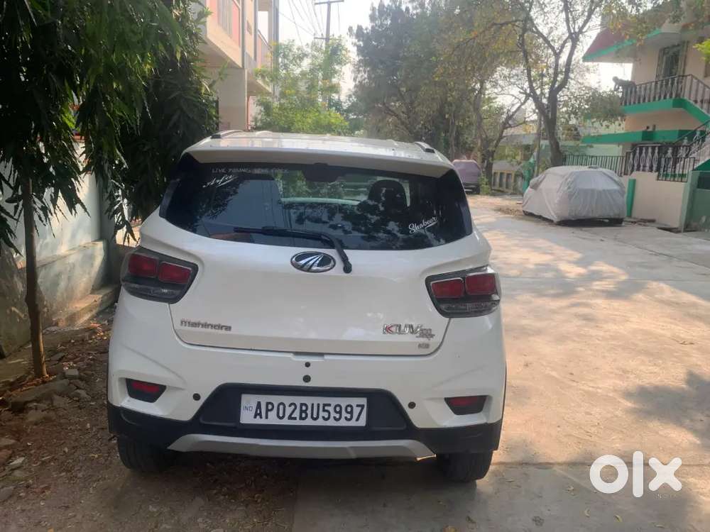 Mahindra Kuv 100 - 2017