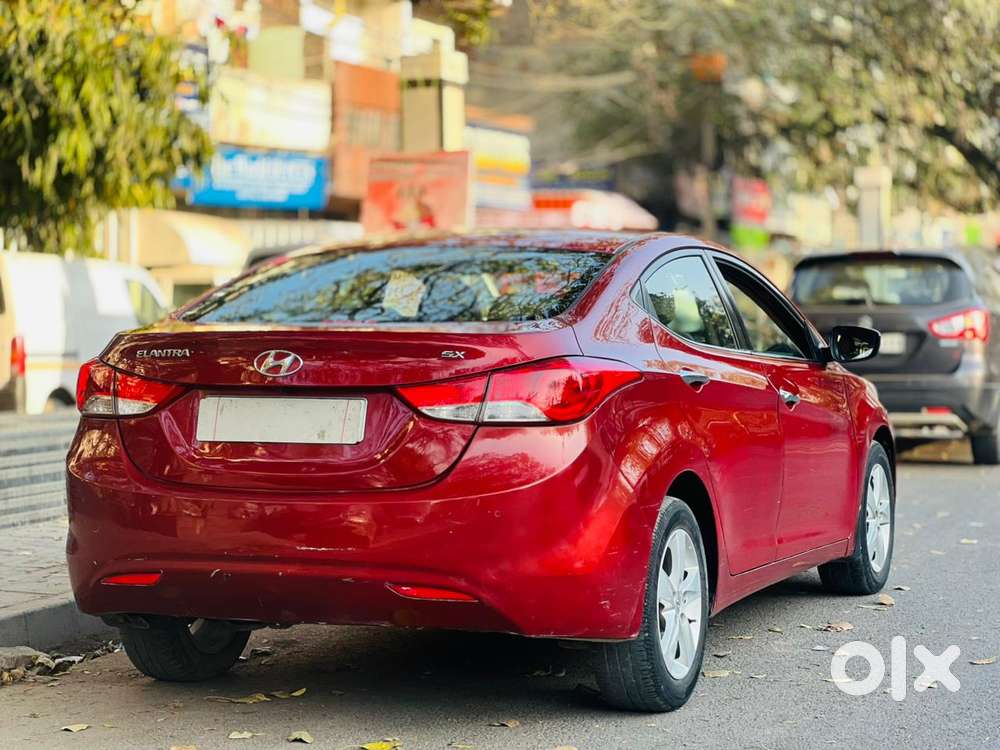 Hyundai Elantra Vtvt Sx At, 2013, Petrol