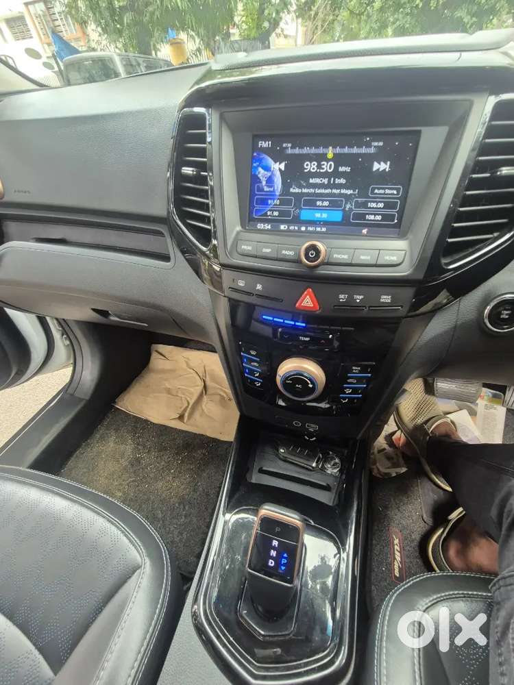 Mahindra XUV400 EV 2023