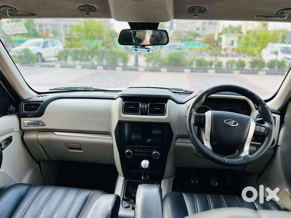 Mahindra Scorpio S10, 2016, Diesel