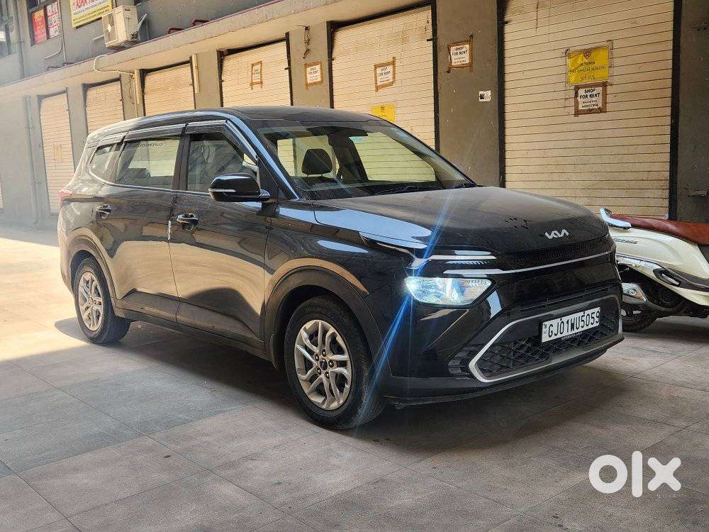 Kia Carens G 1.5 6mt Premium (o) 7-seater, 2024, Diesel