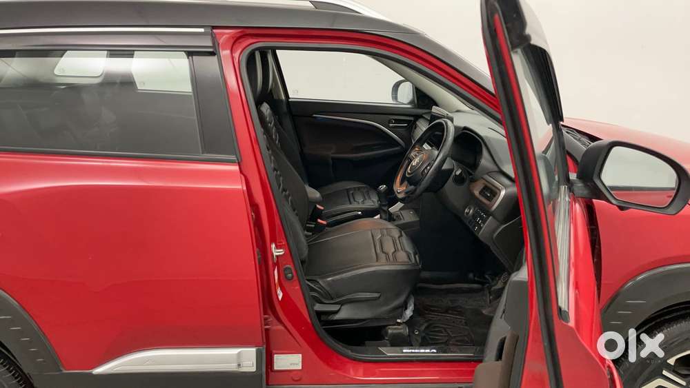 Maruti Suzuki Vitara Brezza 1.5 Zxi Plus At Dual Tone, 2022, Petrol