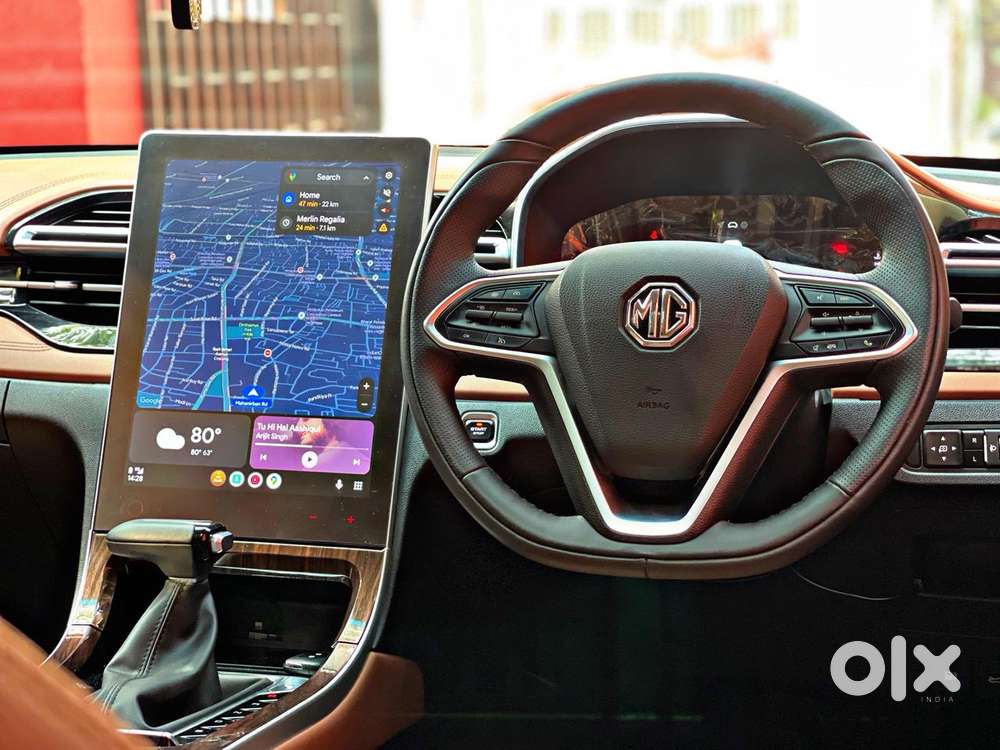 Mg Hector Plus, 2025, Petrol