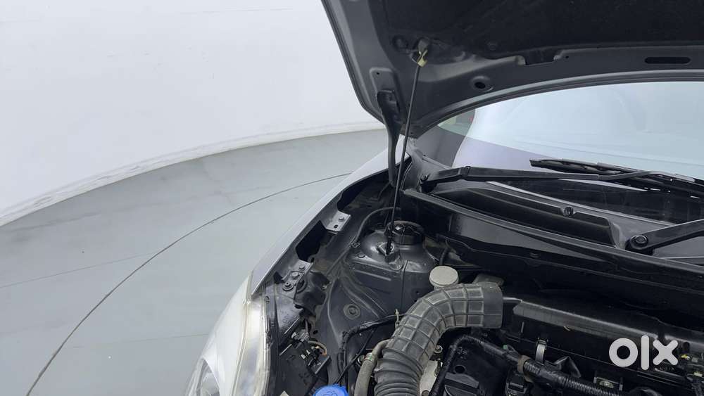 Maruti Suzuki Dzire Vxi Ags, 2021, Petrol