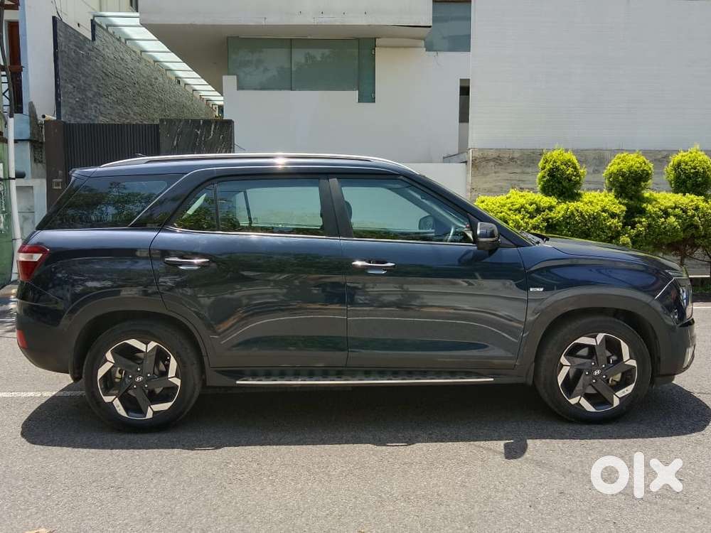 Hyundai Alcazar, 2023, Petrol