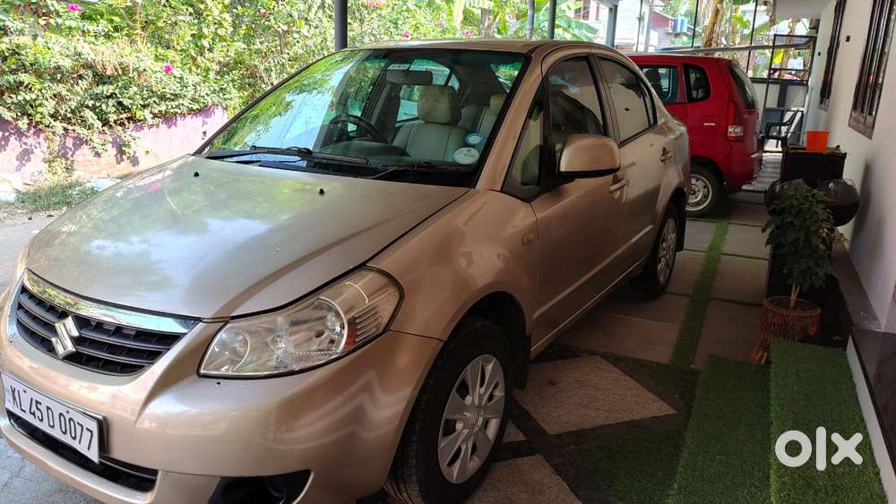 Maruti Suzuki Sx4 Vxi Bsiv, 2010, Petrol