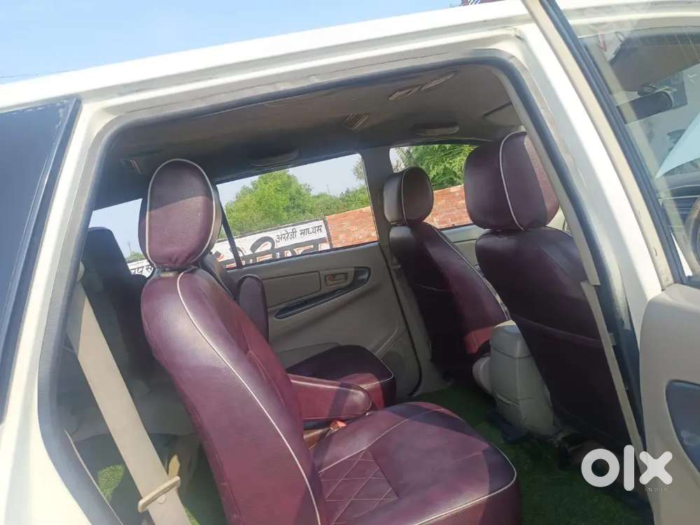 Toyota Innova 2.5 G 2012