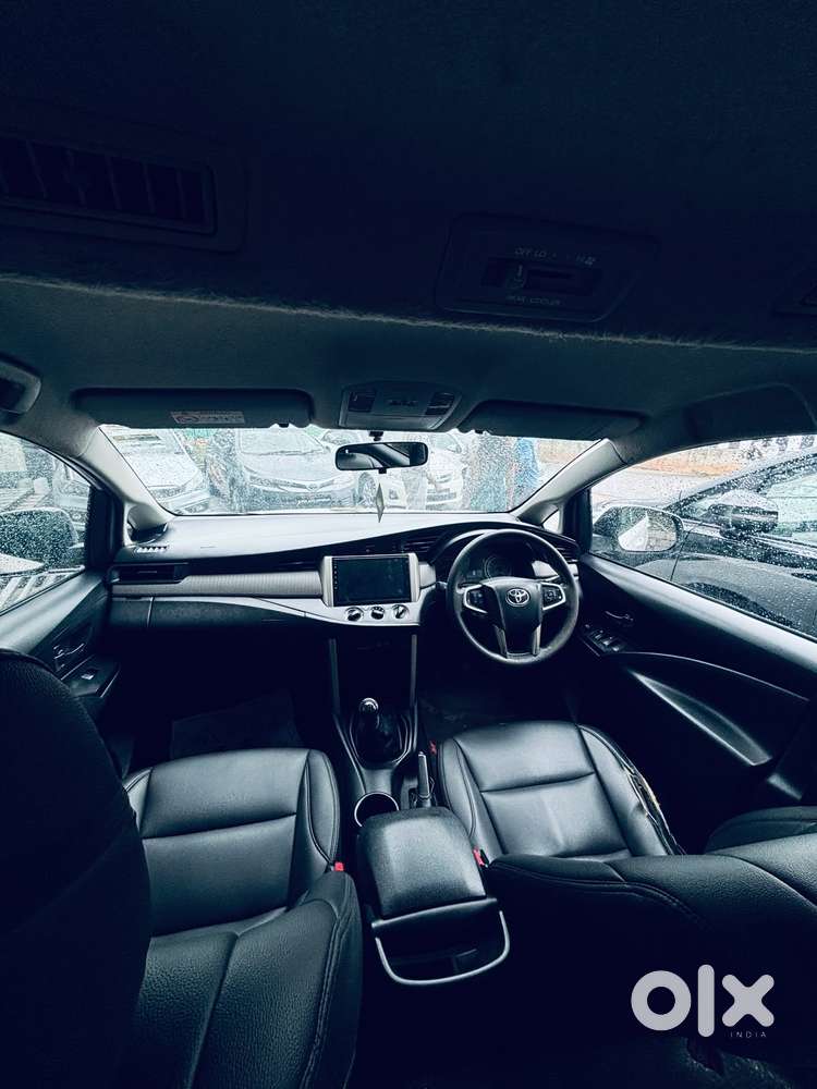 Toyota Innova Crysta 2.4 G Plus Mt 7 Str, 2018, Diesel