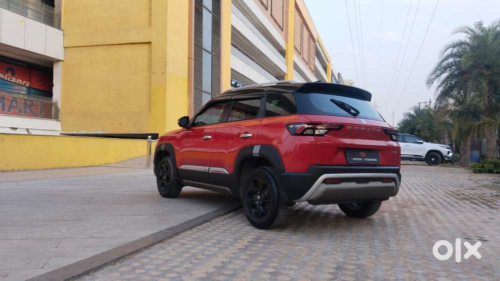 Maruti Suzuki Brezza 1.5 Zxi At Smart Hybrid Dual Tone, 2023, Petrol