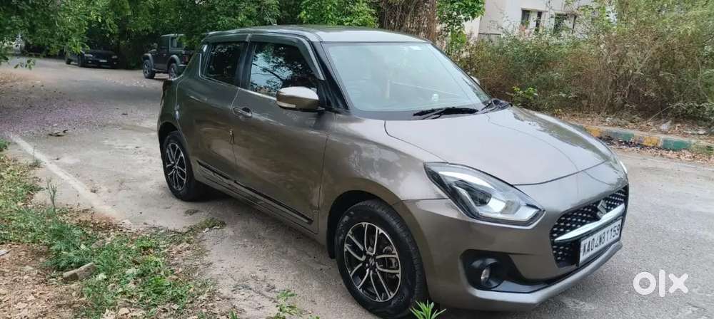 Maruti Suzuki Swift Zxi + Ags. 2022 Model. Single Owner. Compinsurance