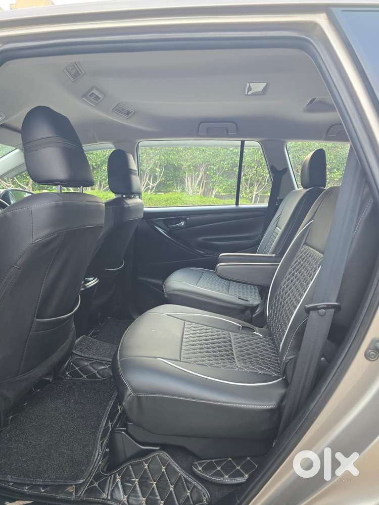 Toyota Innova Crysta 2.8 Gx At, 2017, Diesel