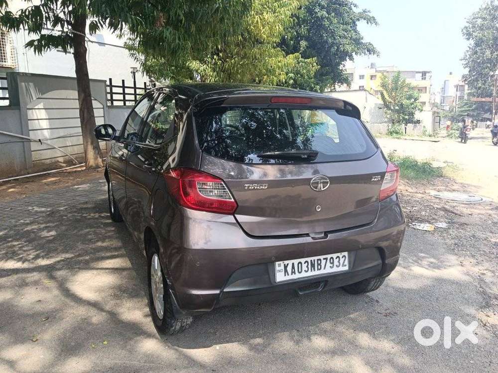 Tata Tiago 1.2 Revotron Xza, 2017, Petrol