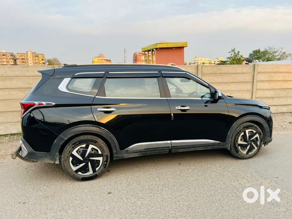 Kia Carens Petrol 2024