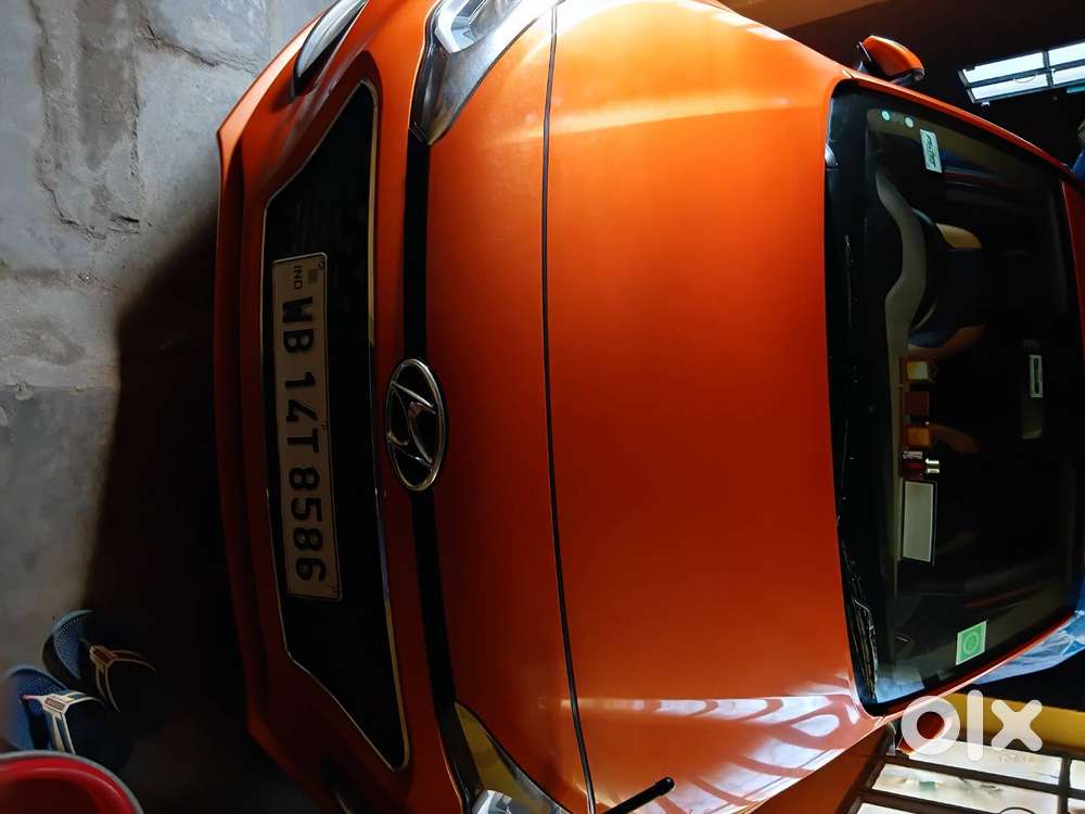 Back Camera, Display Screen, Air Bags, Remote Lock,  Dolby Sound Syste