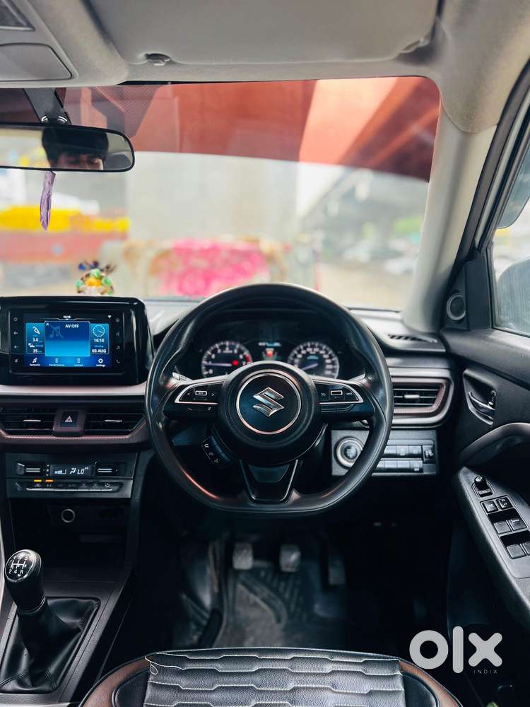 Maruti Suzuki Brezza 1.5 Zxi Smart Hybrid, 2022, Petrol