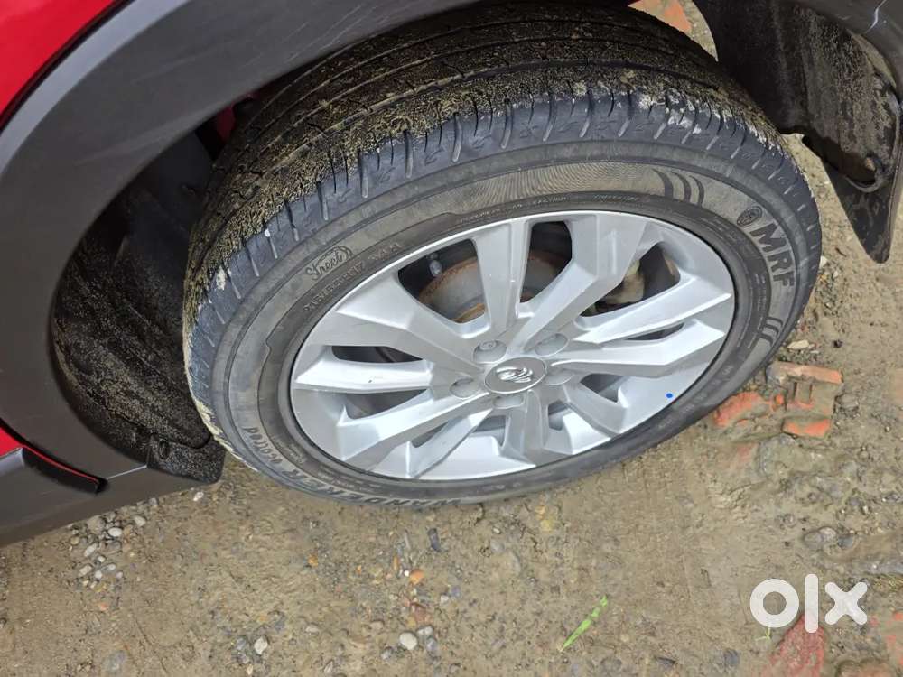 Mahindra Xuv300 Turbosport 2020 Petrol Good Condition.