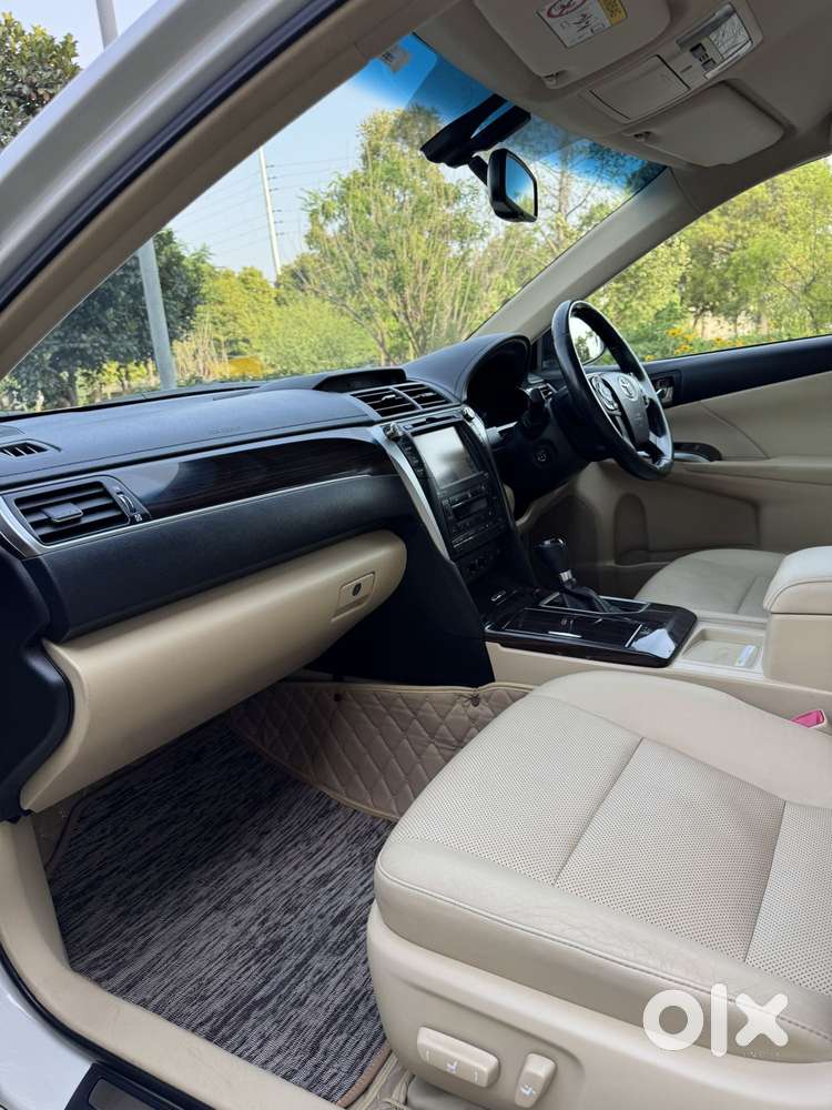 Toyota Camry Hybrid, 2017, Petrol