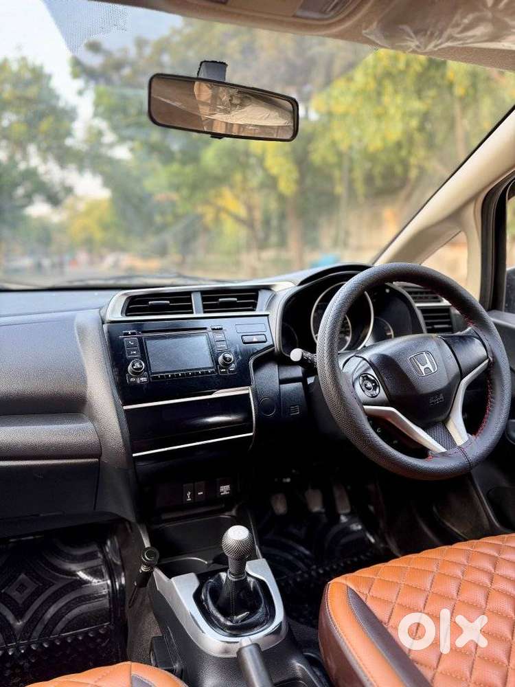 Honda Jazz V Mt Privilege, 2019, Petrol