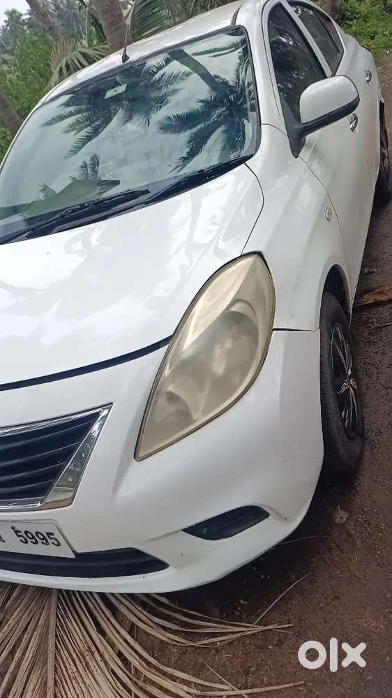 Nissan Sunny 2012 Diesel 225000 Km Driven