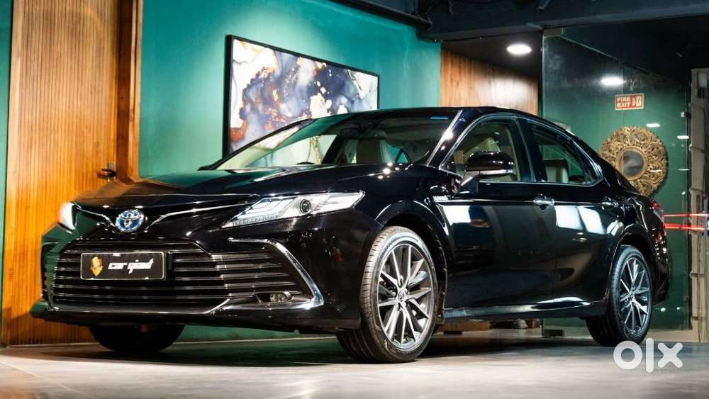 Toyota Camry Hybrid, 2024, Petrol