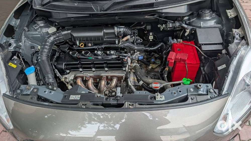 Maruti Suzuki Swift Vxi + Manual, 2019, Petrol