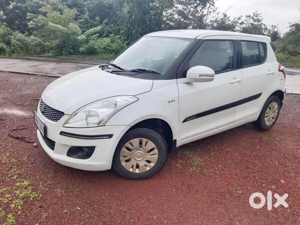 Maruti Suzuki Swift Vxi 2012