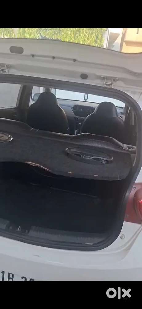 Hyundai I10 Car For Rs 2 Lac 50 Thousand