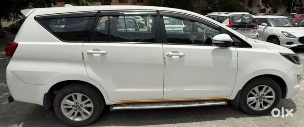 Toyota Innova Crysta 2016 Diesel Manual
