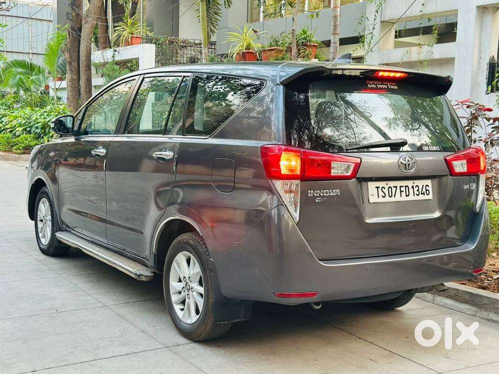 Toyota Innova Crysta 2.4 V 7 Str, 2016, Diesel