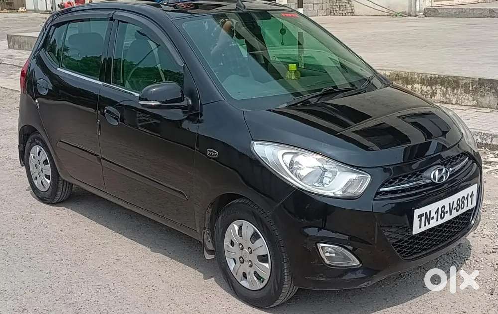 Hyundai I10 Asta (o) - 2013 Model - Automatic With Sunroof Edition -
