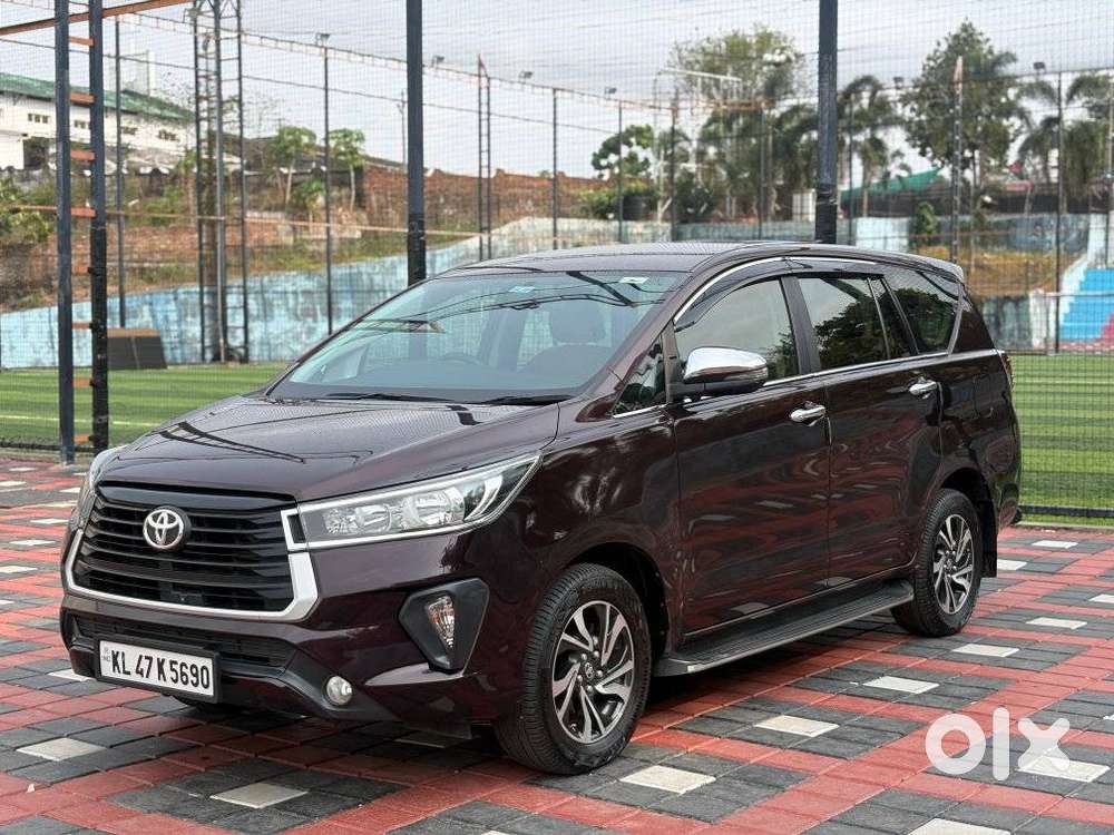 Toyota Innova Crysta [2020-ongoing] 2.4 Gx 8 Str, 2021, Diesel