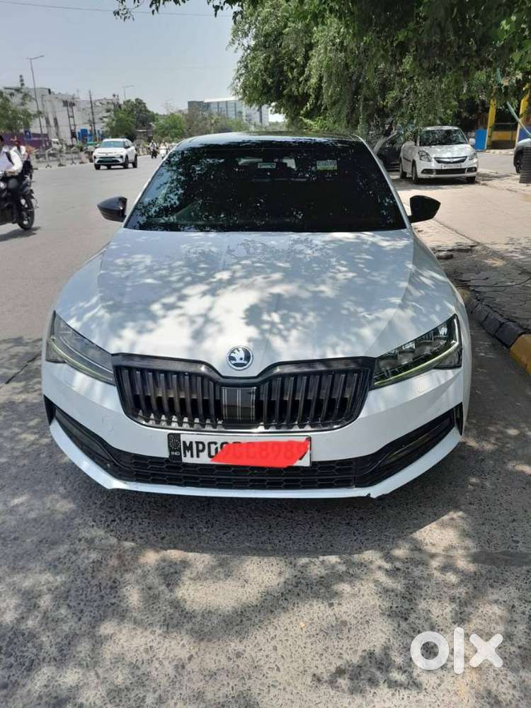 Skoda Superb 2.0 Sportline Tsi At, 2020, Petrol