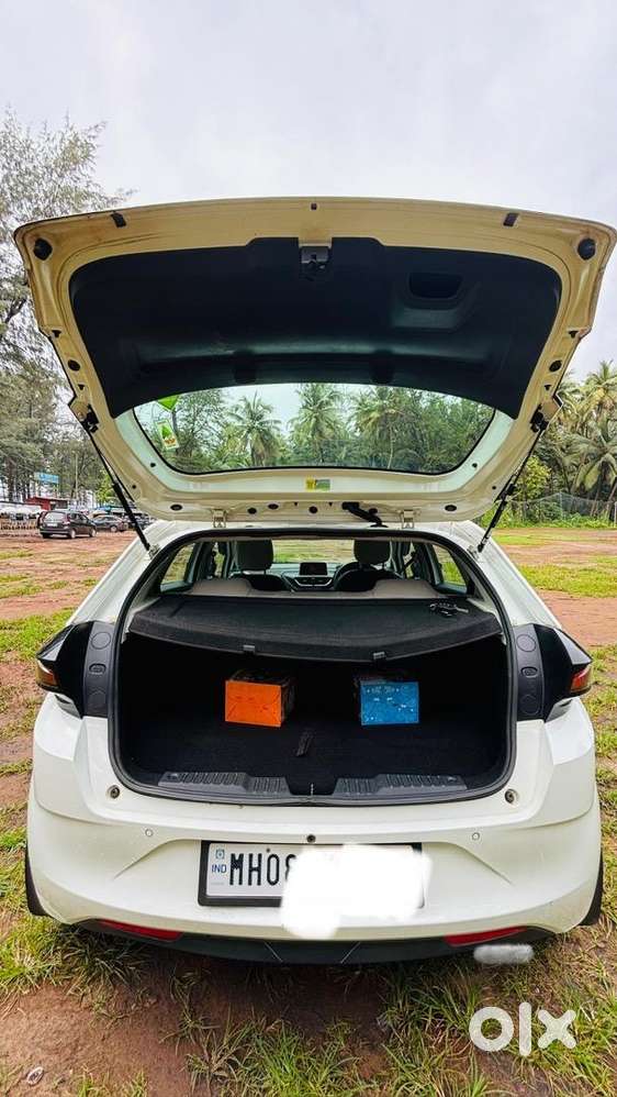 Tata Altroz 2023 Cng & Hybrids Well Maintained