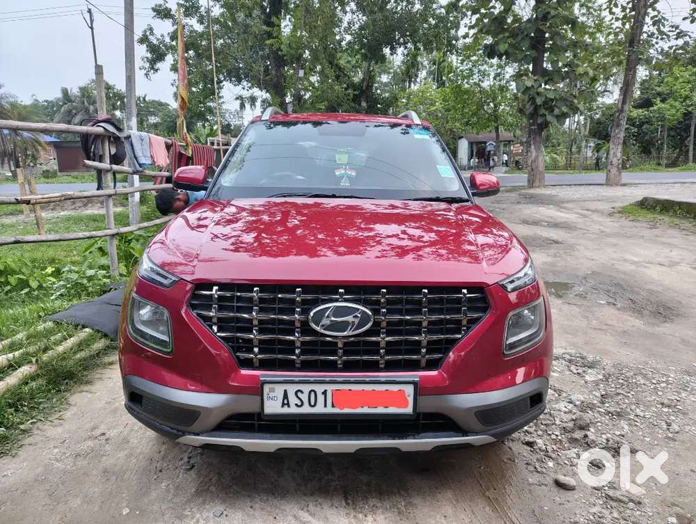 Hyundai Venue 2021 Petrol 50000 Km Driven