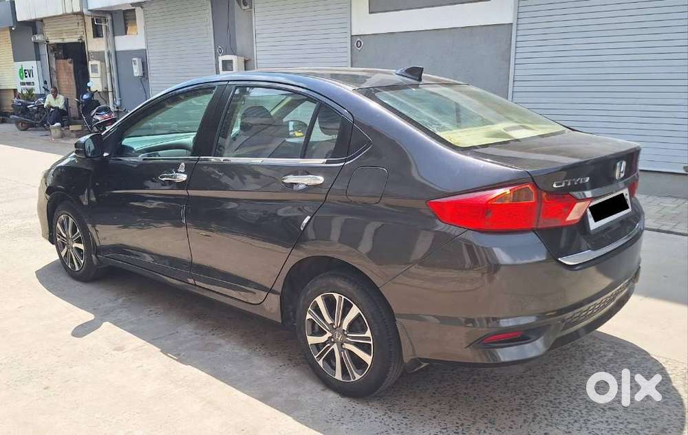 Honda City I-vtec V, 2017, Petrol