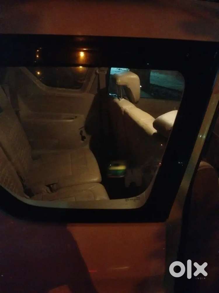 Maruti Suzuki Ertiga Zxi Cng 2023