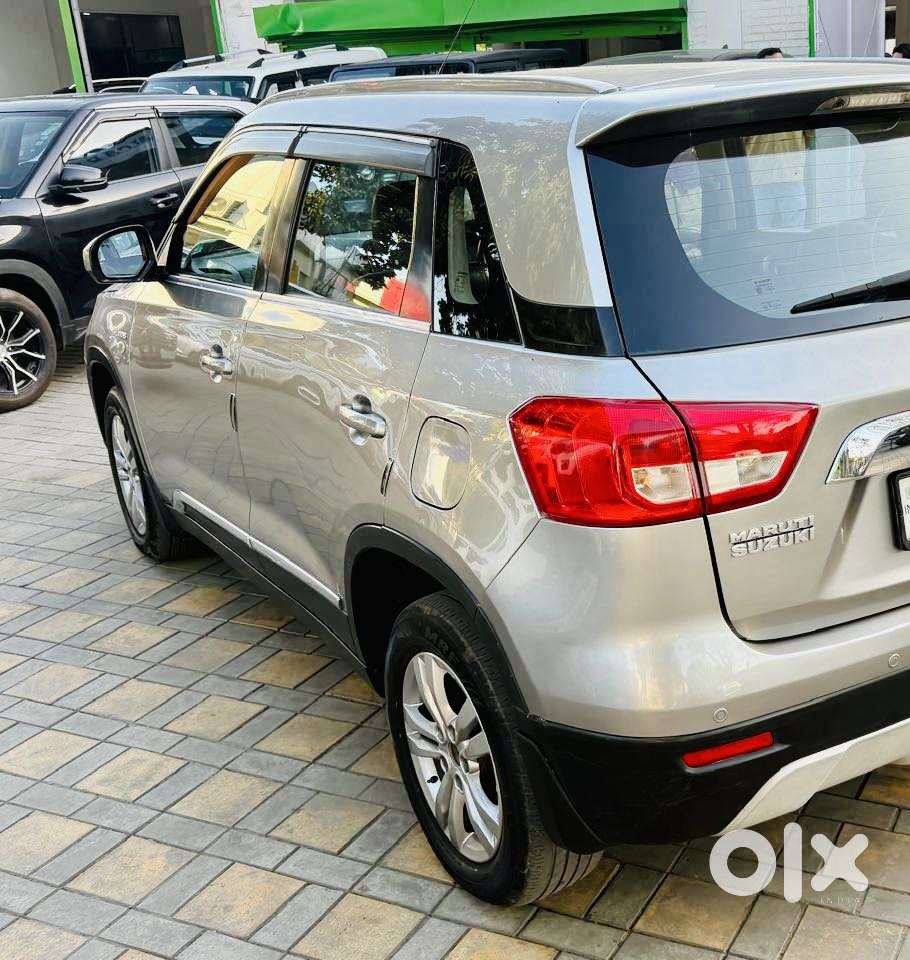 Maruti Suzuki Vitara Brezza Zdi+ Dual Tone Mt, 2016, Diesel