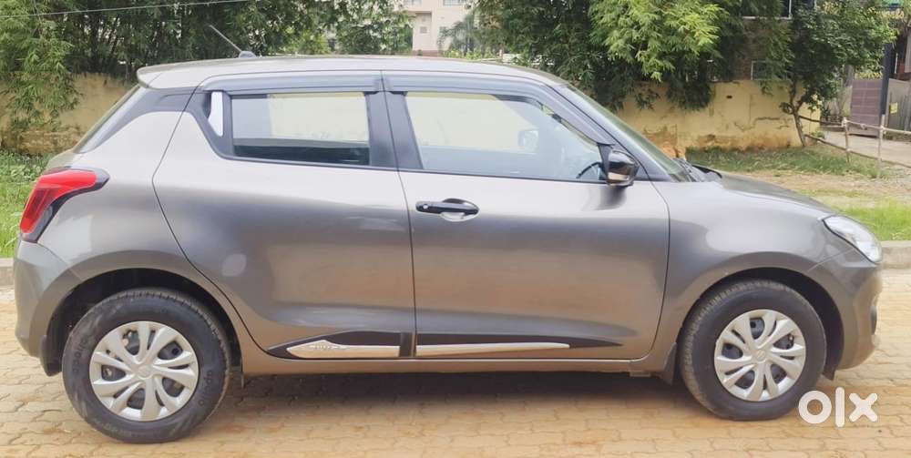 Maruti Suzuki Swift Vxi + Manual, 2019, Petrol