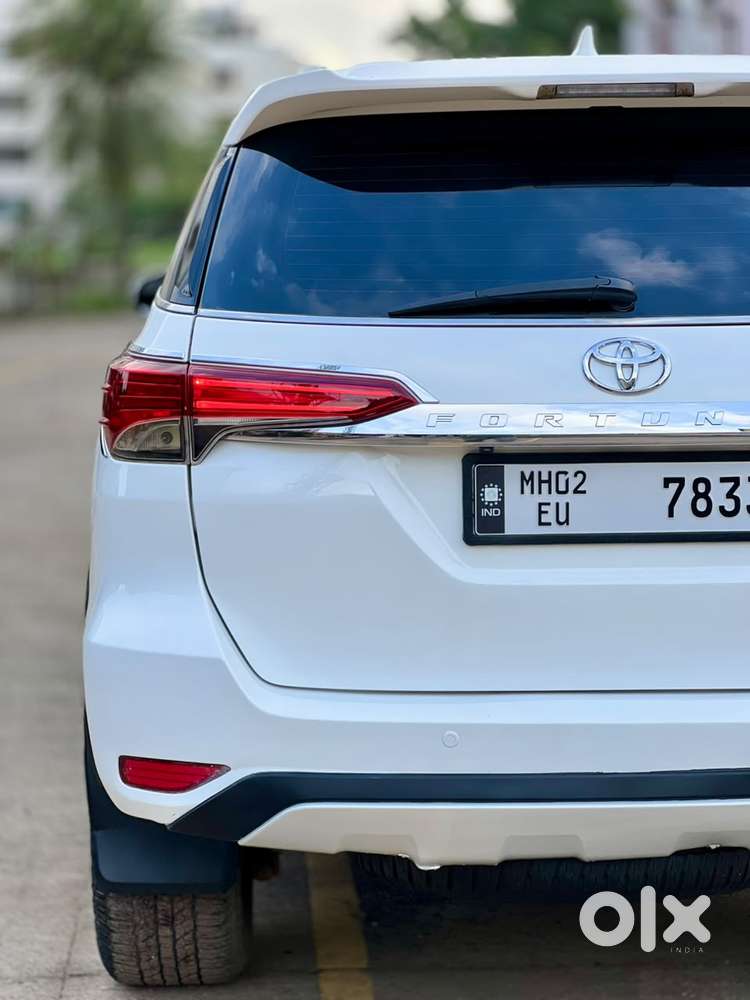 Toyota Fortuner 4x4 Manual Limited Edition, 2018, Diesel