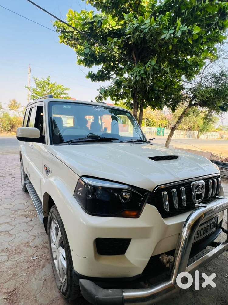 Mahindra Scorpio 2017 Diesel Well Maintained