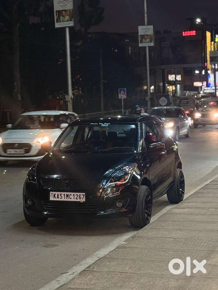 Maruti Suzuki Swift Zxi  (petrol)