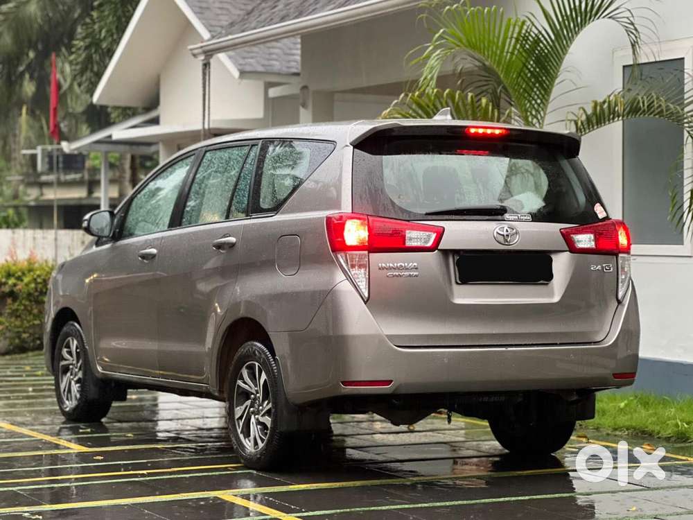 Toyota Innova Crysta [2020-ongoing] 2.7 Gx At 8 Str, 2021, Diesel